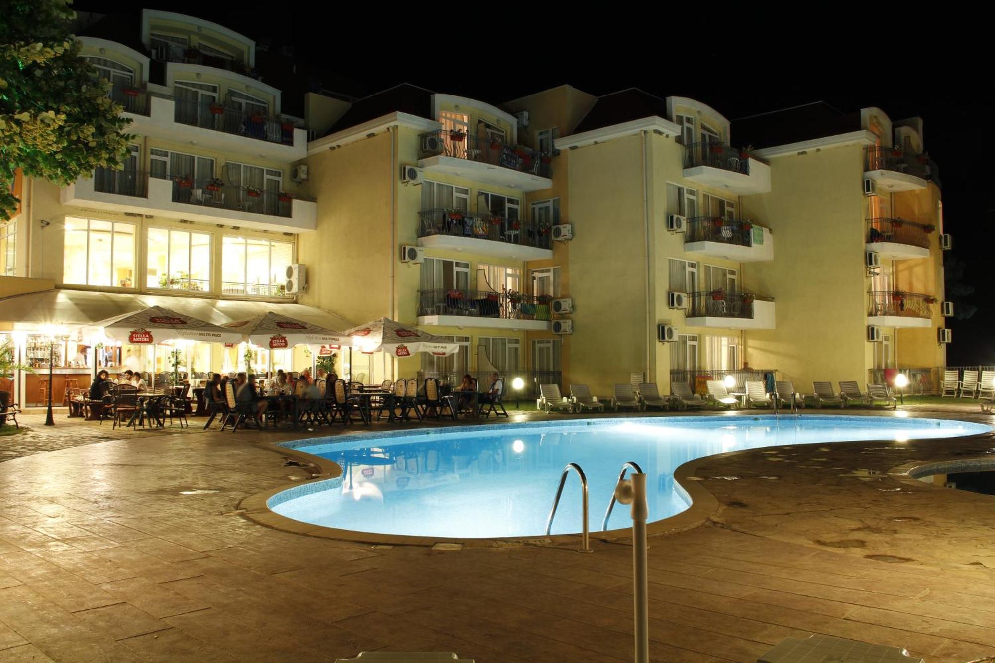 Helios Hotel Balchik Exterior photo